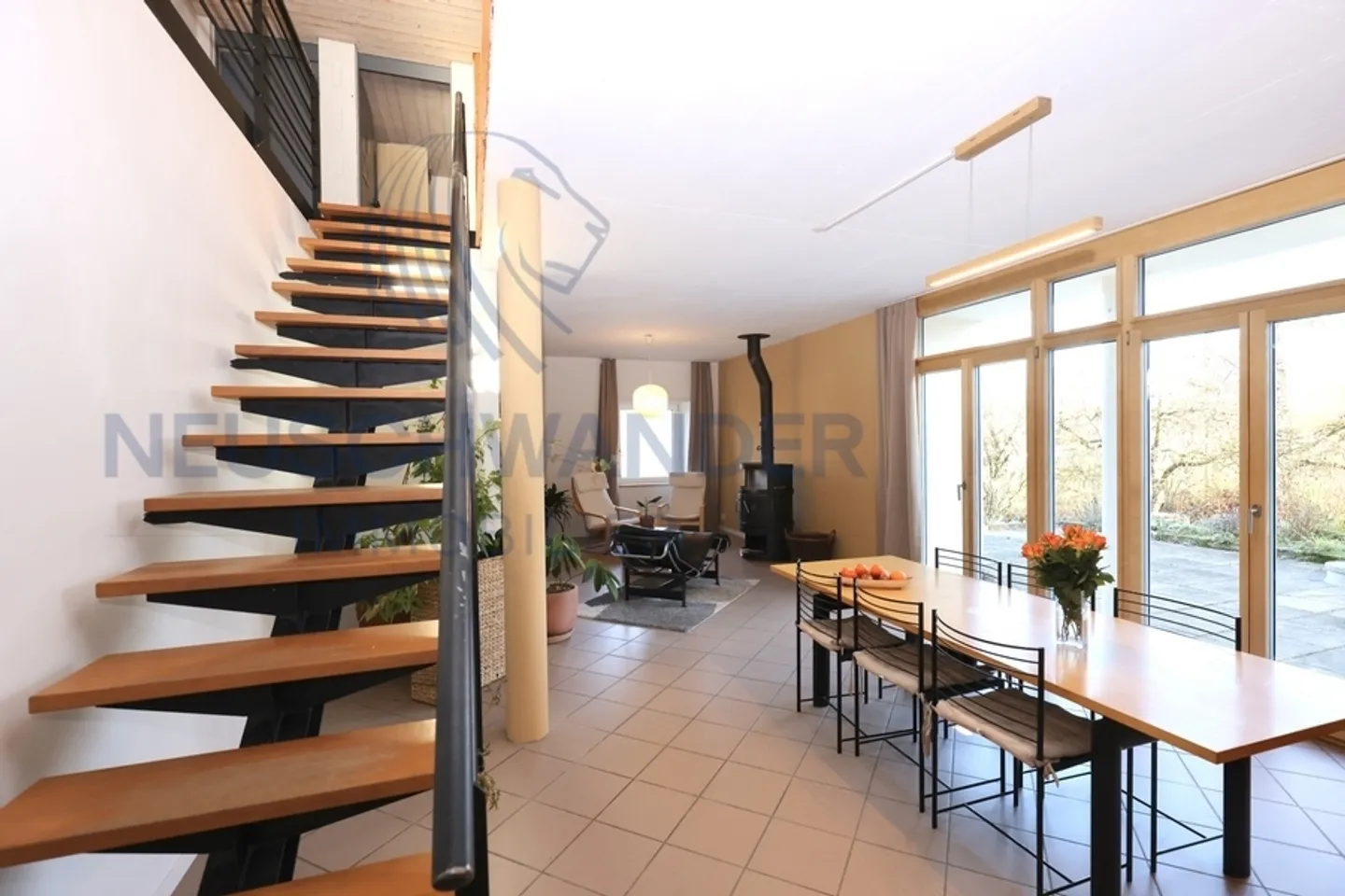 10-room House - Photo 16 of 21