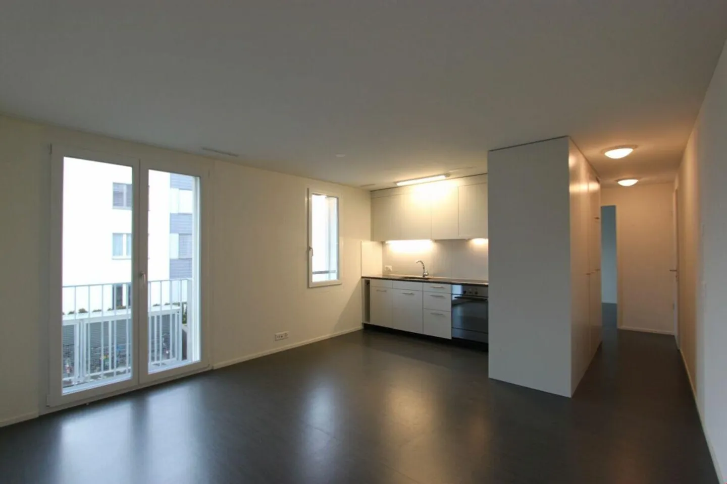 Practical 2.5-room apartment near the train station - Photo 2 of 4