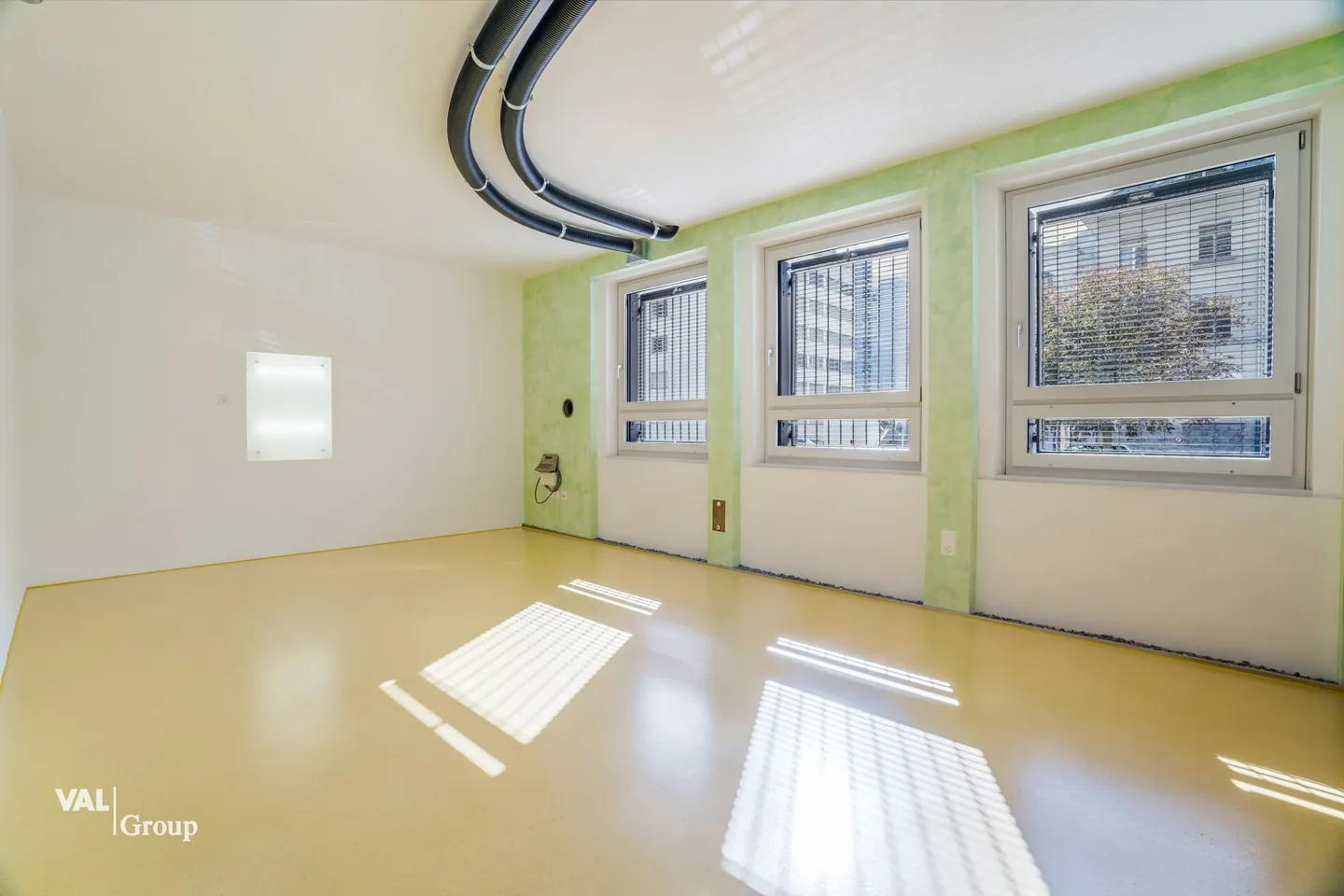 Spazio ufficio in una posizione centrale - Foto 11 di 16