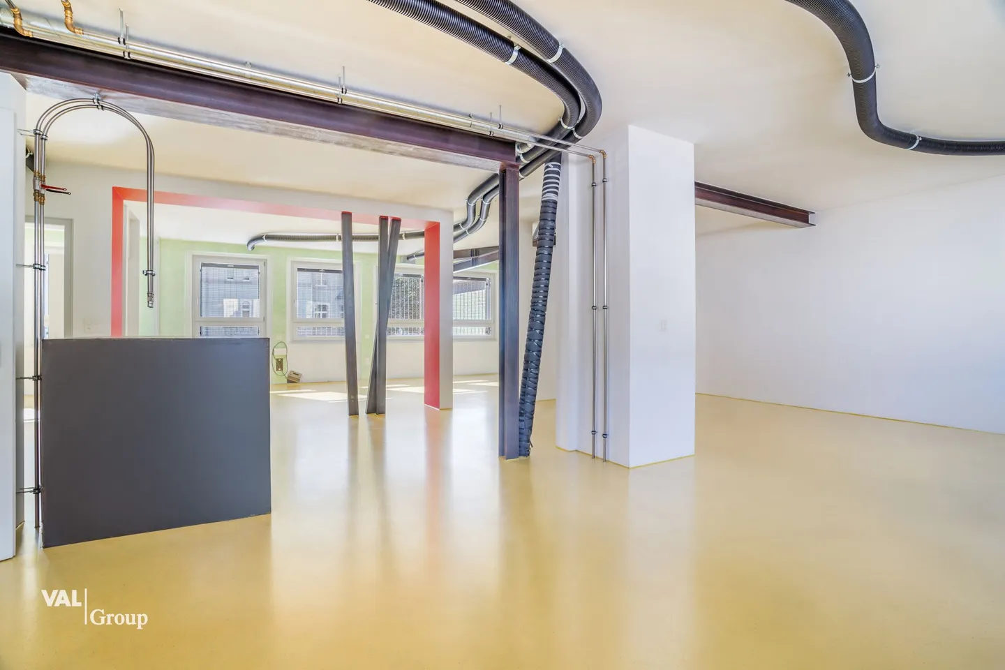 Spazio ufficio in una posizione centrale - Foto 9 di 16