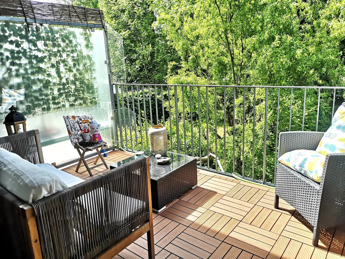 Magnifica casa duplex ristrutturata con cura per due famiglie con 4,5 stanze a Cudrefin, vicino al lago - Foto 16 di 34