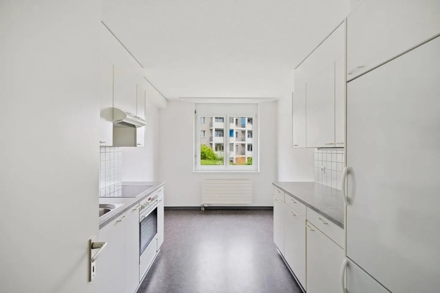 Grosszügige Erdgeschoss-Wohnung - Foto 2 von 12
