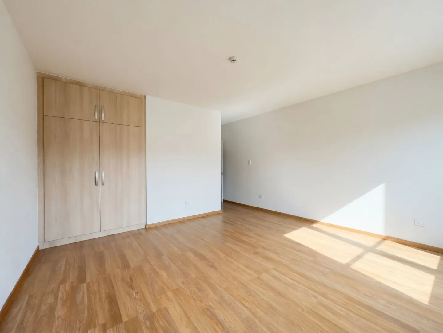 Charmante Wohnung in Le Locle - Foto 3 von 4