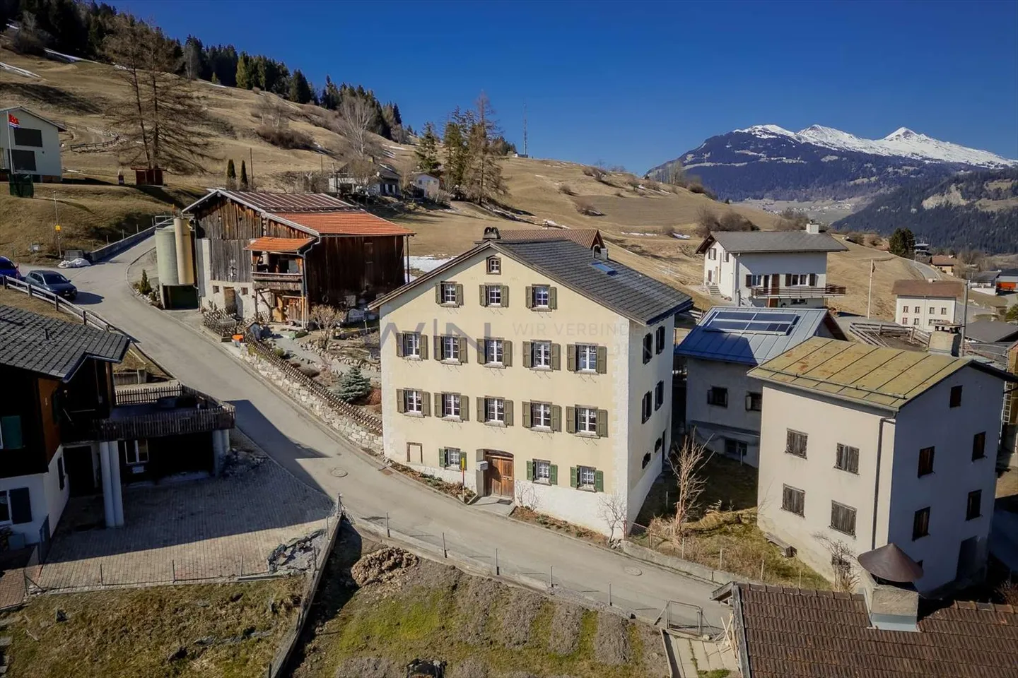 Edificio residenziale in affitto - Foto 2 di 8