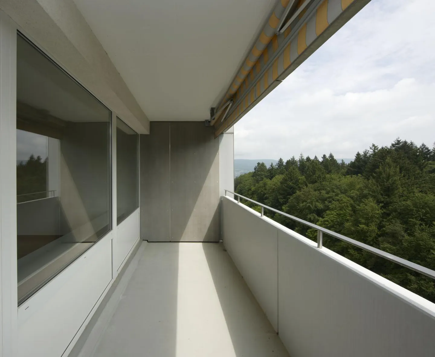 Appartement confortable à la lisière de la ville et de la forêt avec vue - Photo 7 sur 7