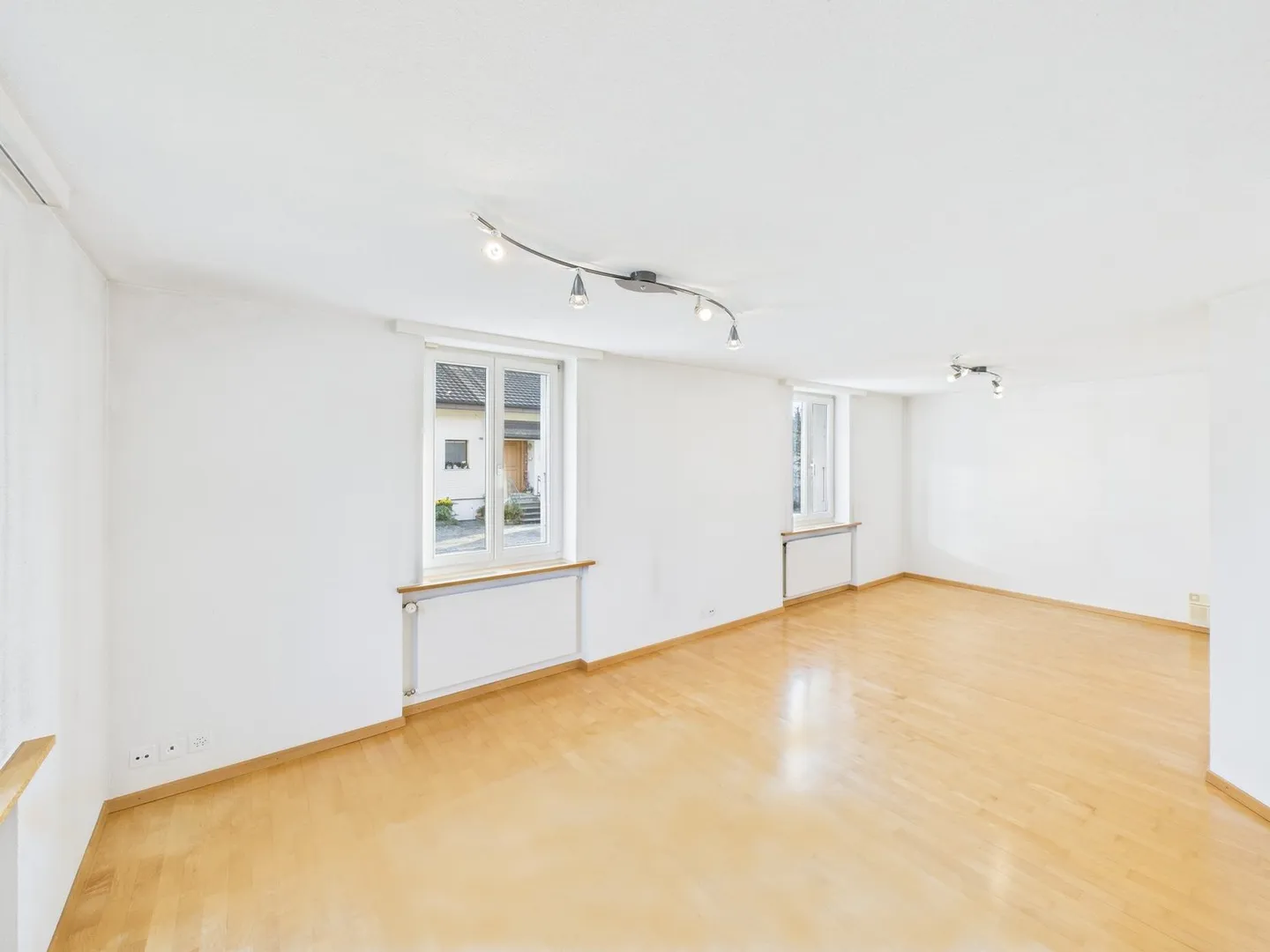 Oasi abitativa con molto spazio, giardino e capanno - Foto 2 di 5