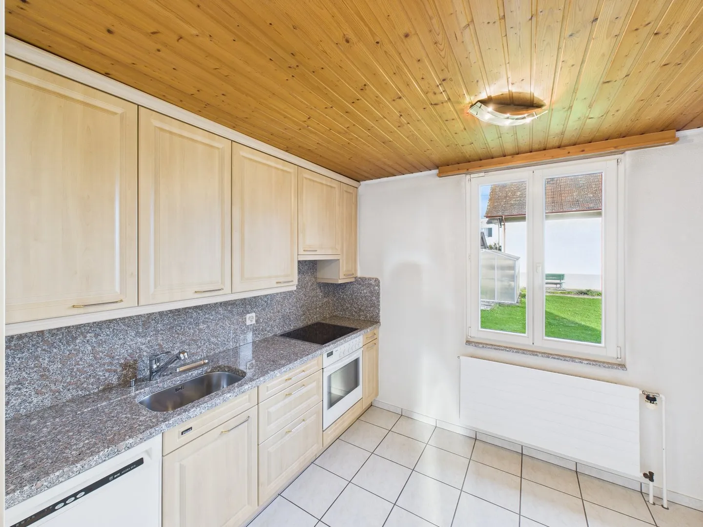 Oasi abitativa con molto spazio, giardino e capanno - Foto 3 di 5