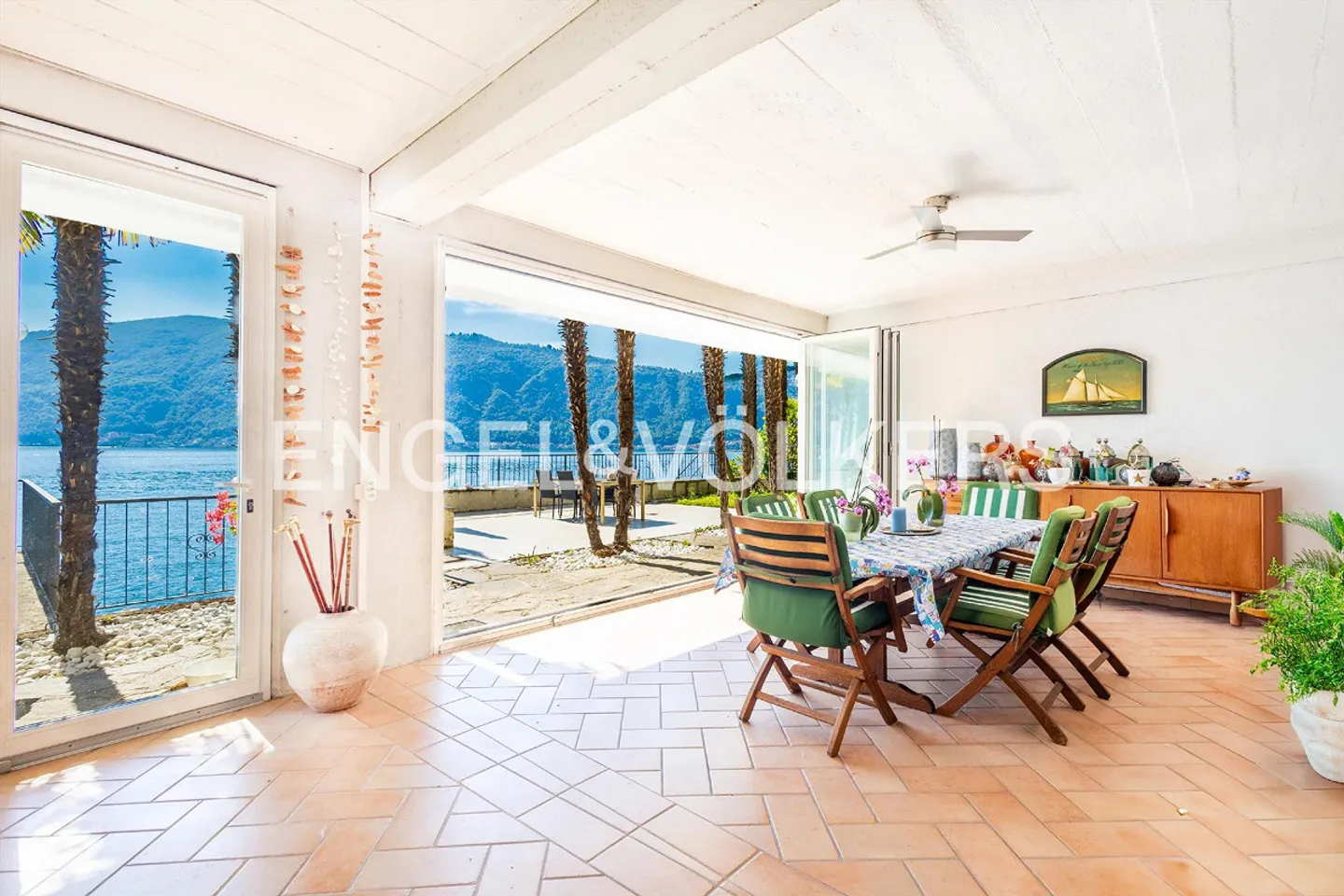 Rare Pearl with Direct Lake Access - Photo 7 of 13