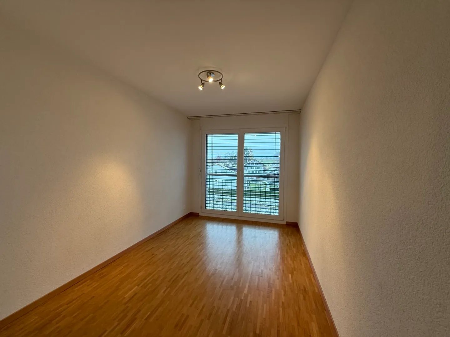 Wohnung mieten - Foto 4 von 6