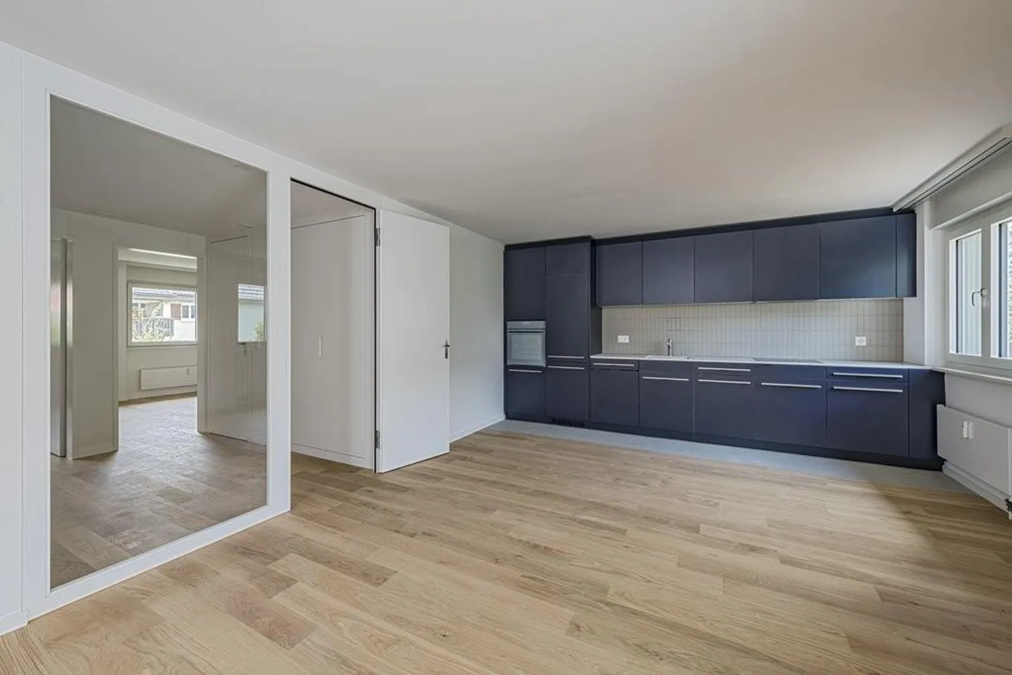 Vivere moderno in un ambiente tranquillo - Foto 3 di 7