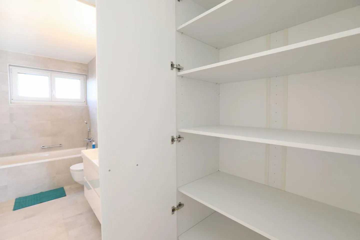 Appartamento moderno con 5 stanze ad Aesch - Foto 5 di 11
