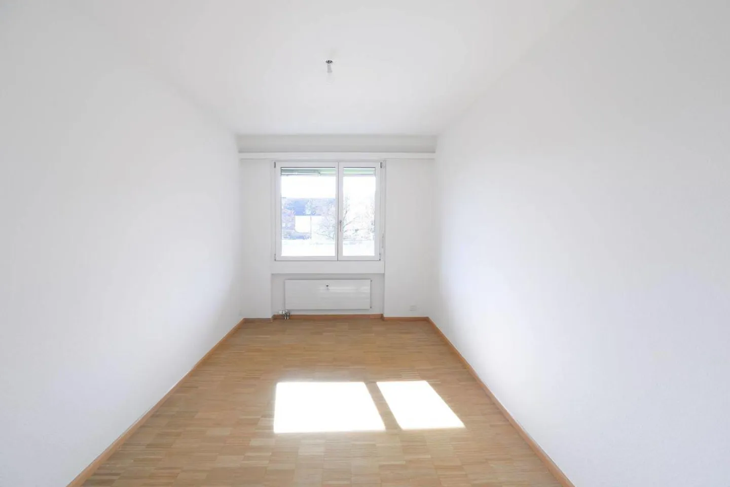 Appartamento moderno con 5 stanze ad Aesch - Foto 8 di 11