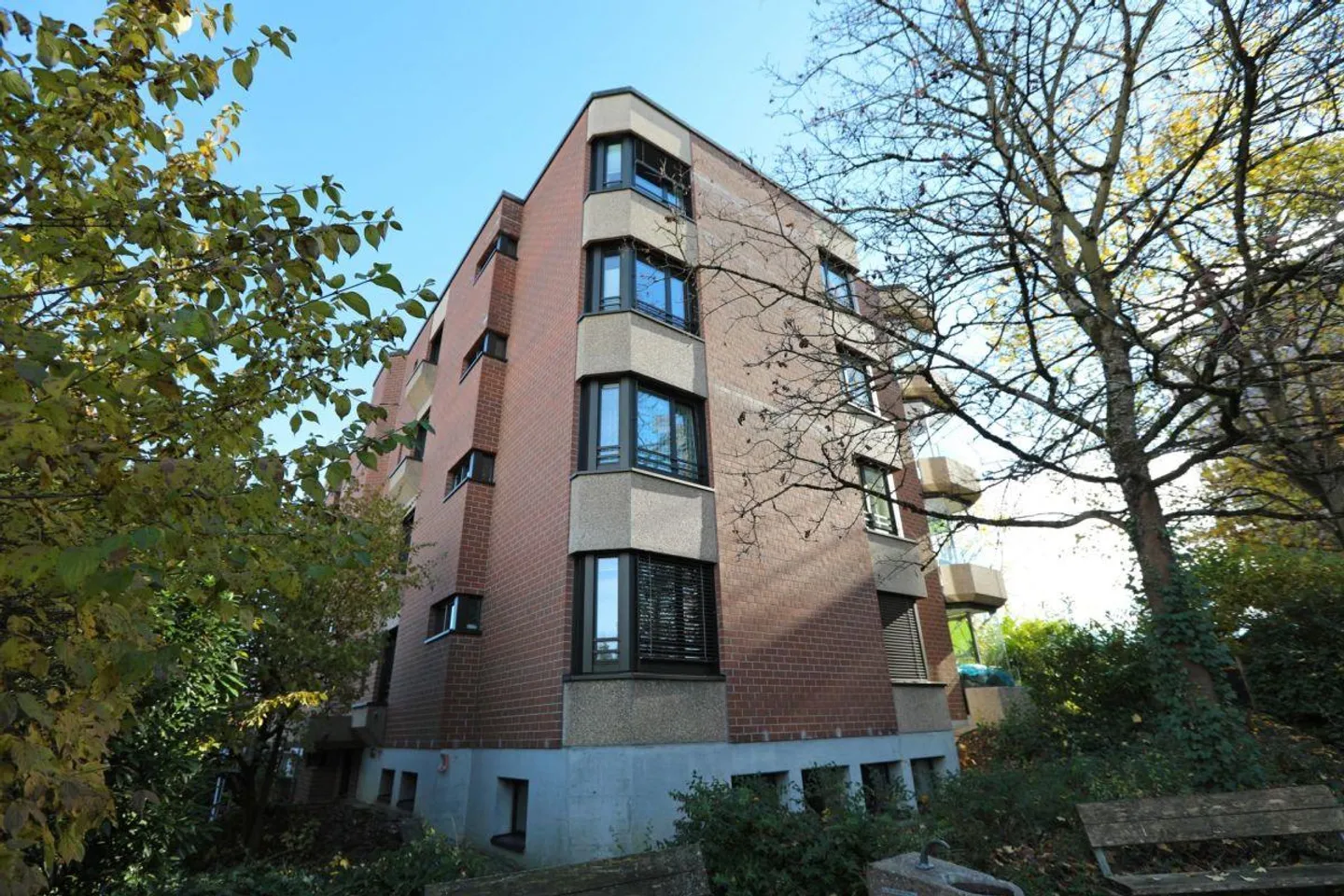 Appartamento moderno con 5 stanze ad Aesch - Foto 10 di 11