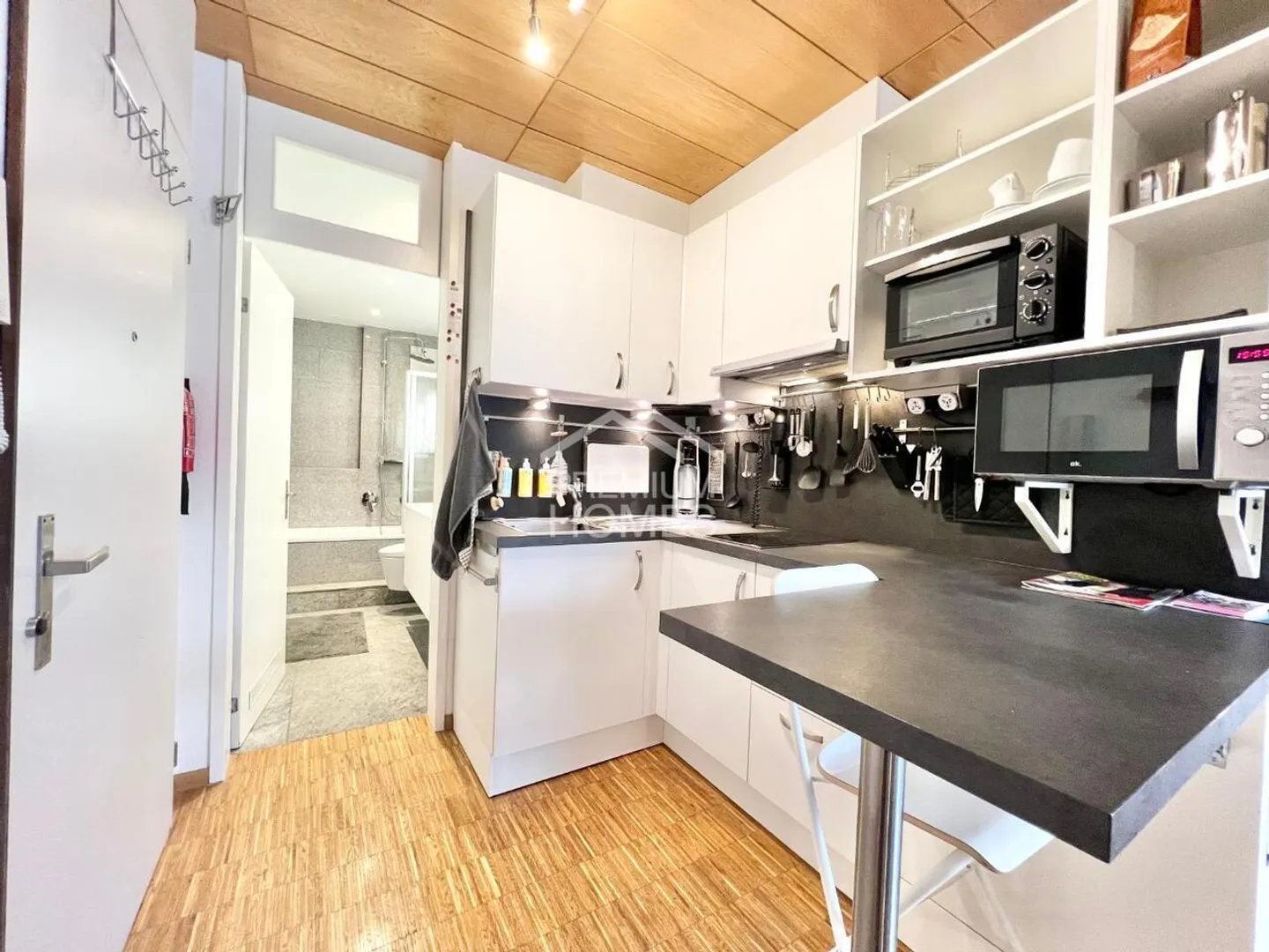 Studio for sale - Photo 2 of 7