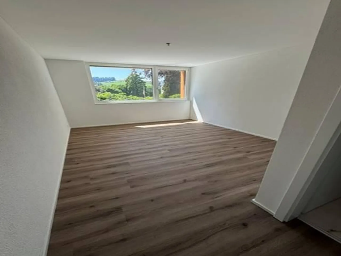 Charmant appartement de 3.5 pièces 1er étage à Huttwil - Nouvelle construction première occupation - Photo 7 sur 10