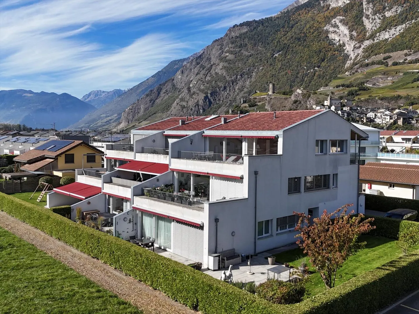 Magnifique attique 3.5 pièces à Saillon avec vue panoramique sur les Alpes - Photo 9 sur 10