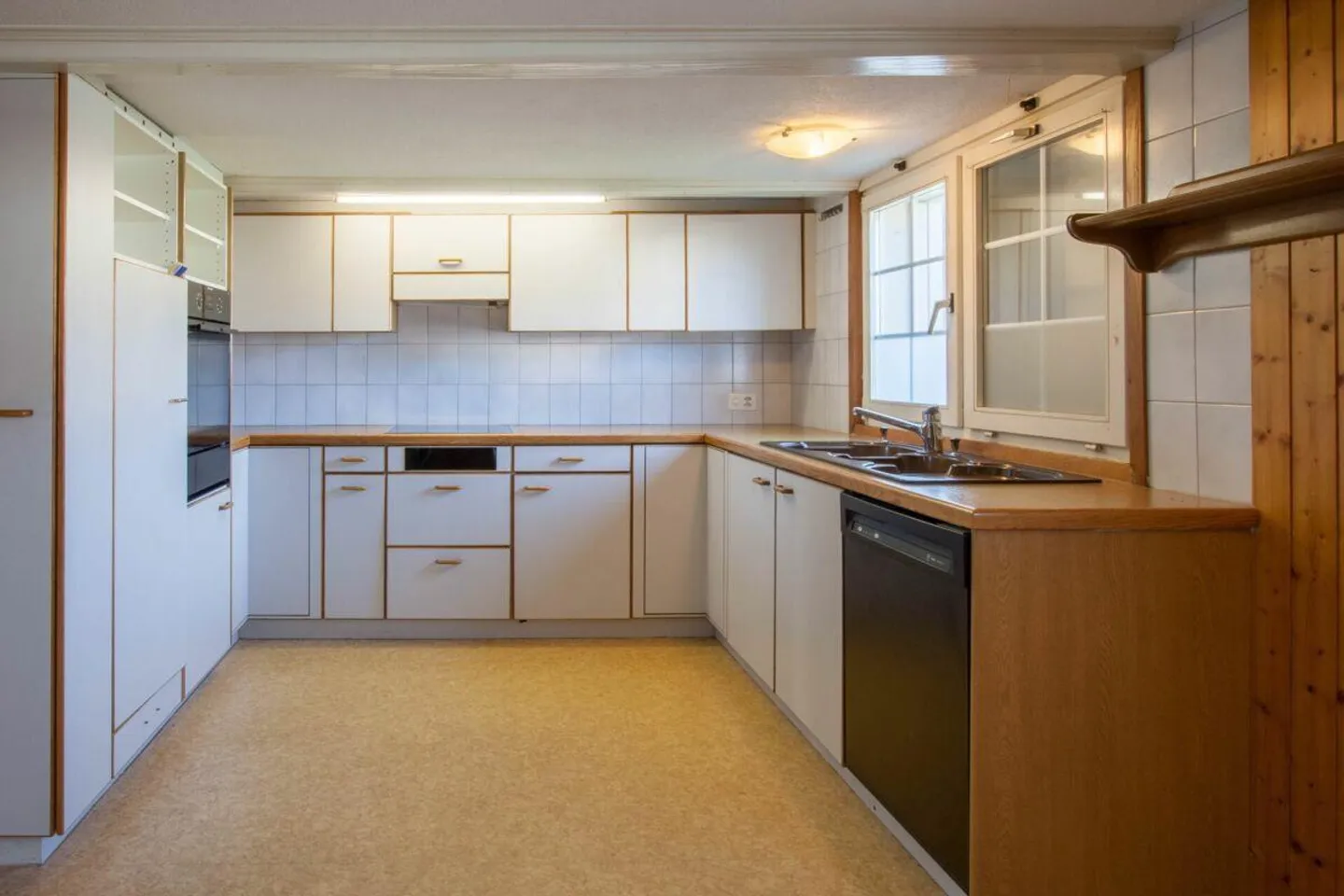 Appenzeller House with Plenty of Surroundings - Photo 10 of 15