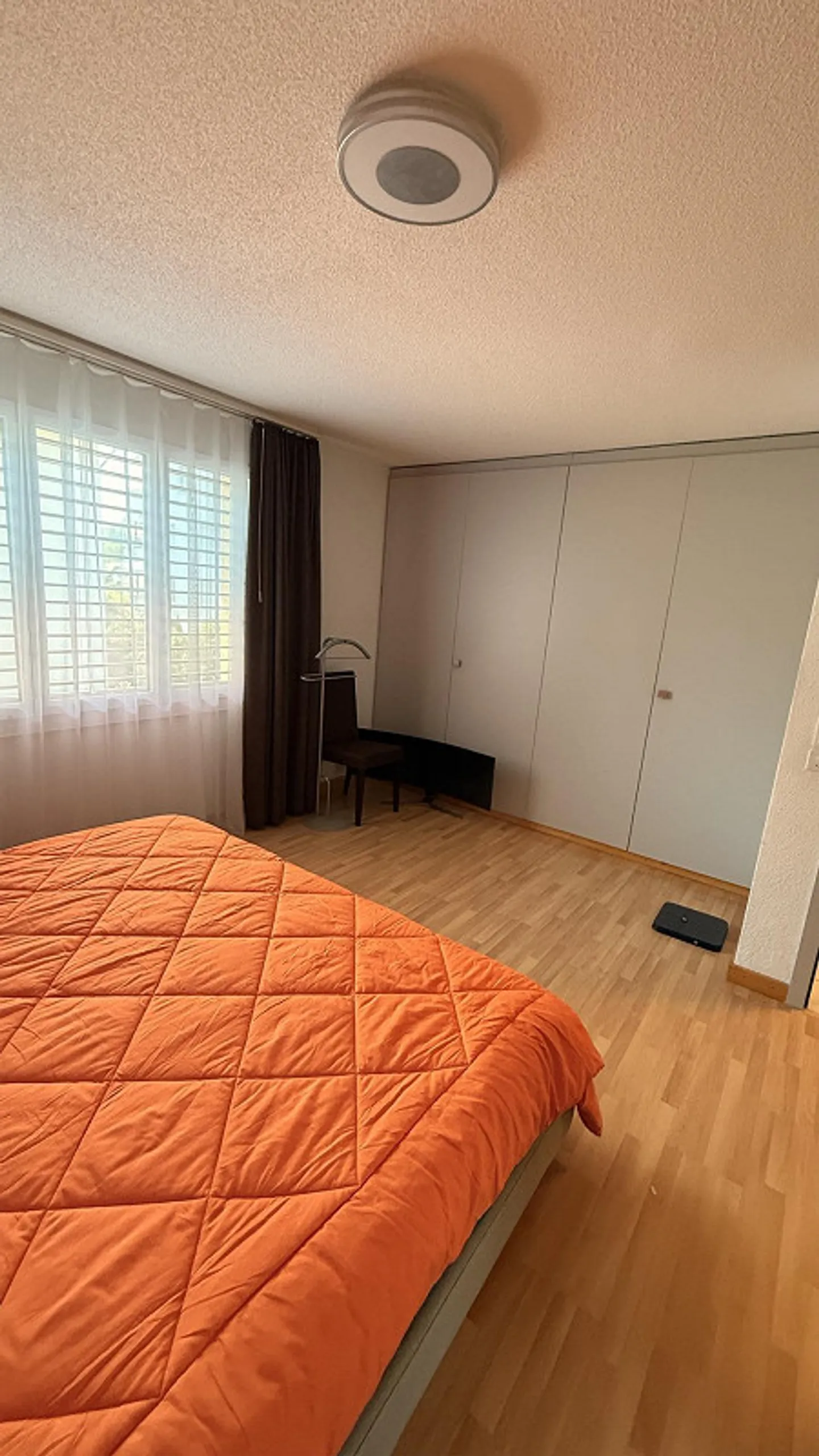 Cozy Apartment with Fireplace - Photo 4 of 6