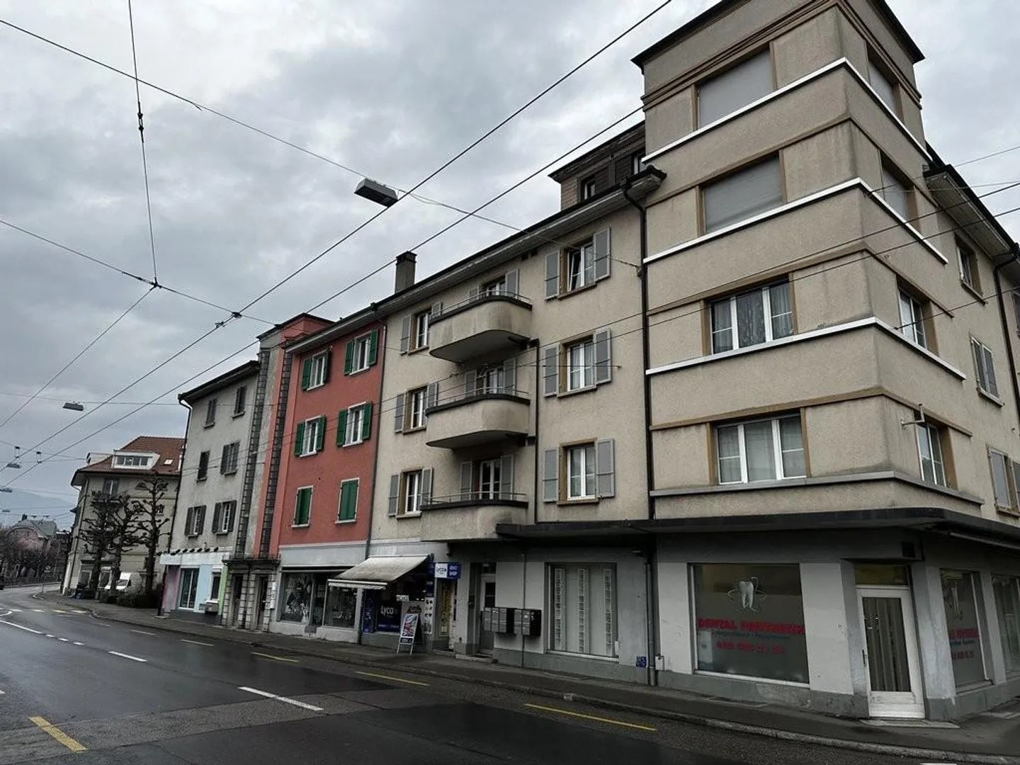 Städtlich wohnen in Biel - Foto 1 di 12