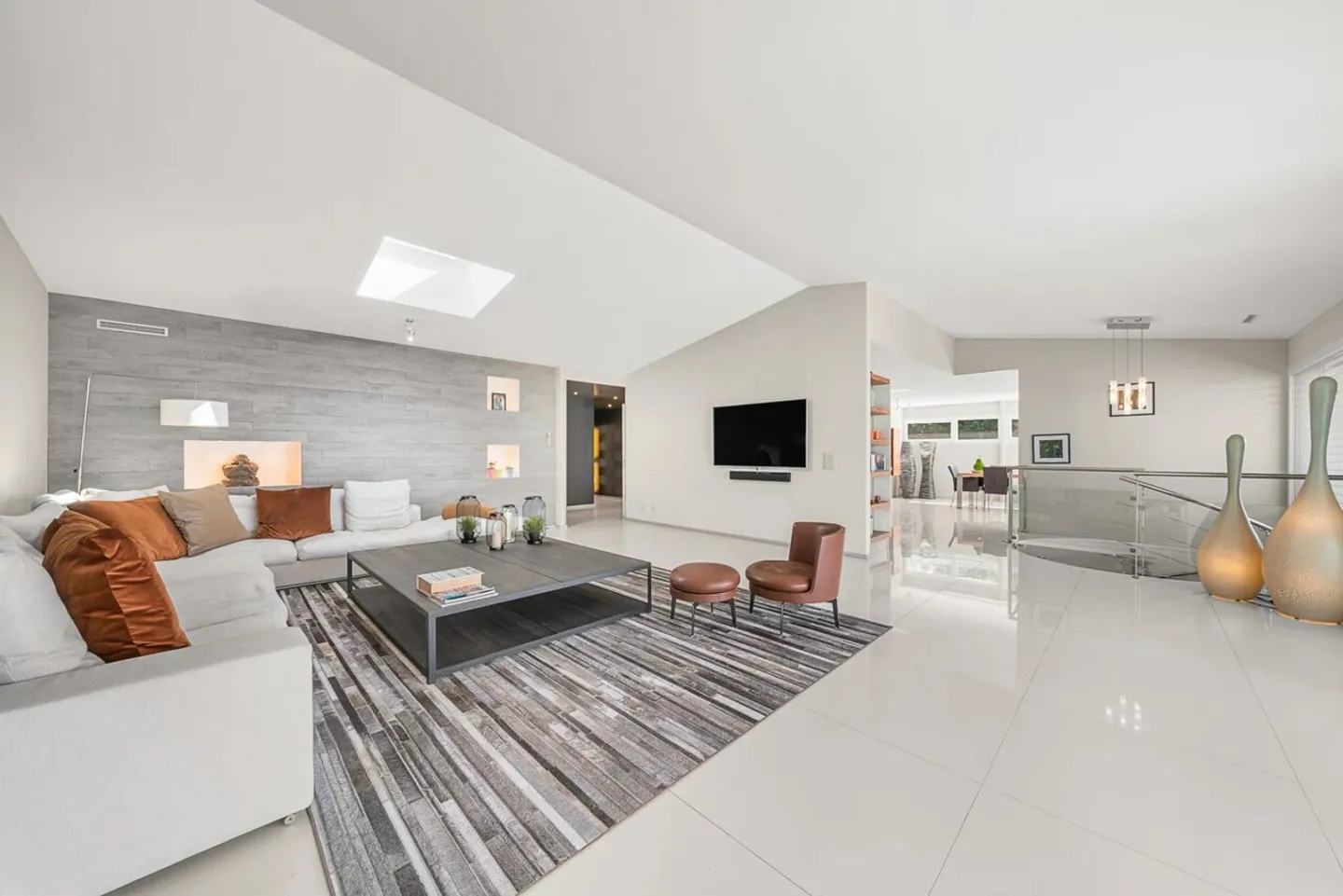 Semi-detached house for sale - Photo 9 of 13