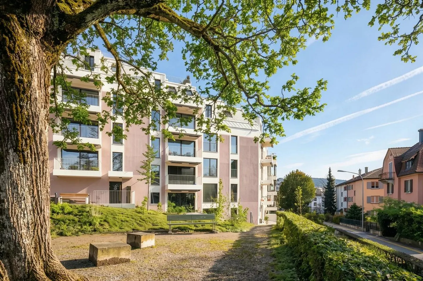 Première occupation : Appartement mansardé de haute qualité avec toit-terrasse panoramique privé - Photo 12 sur 13