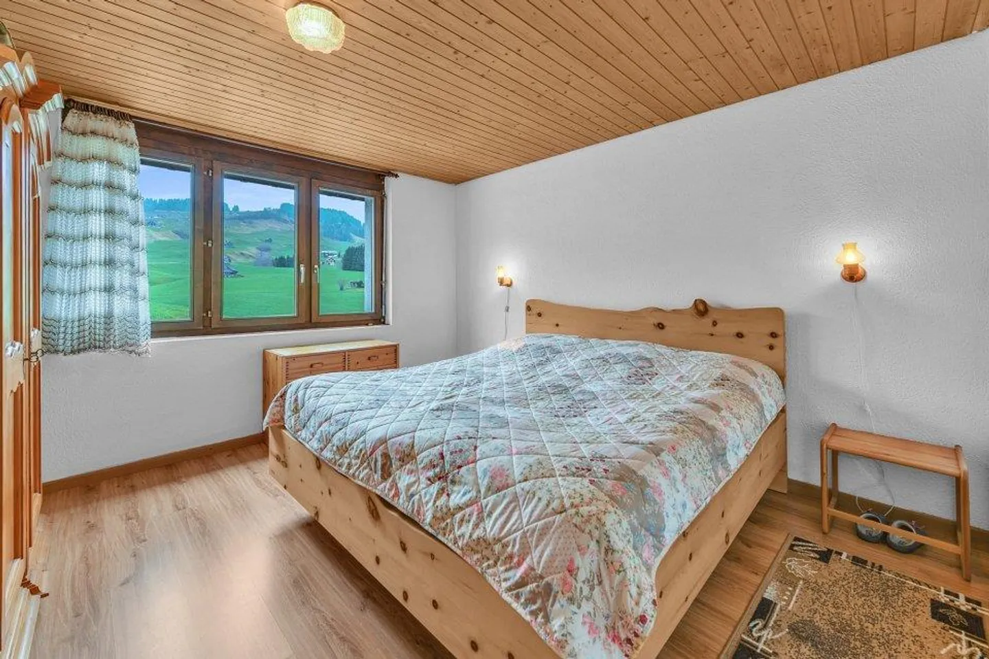 Charming 2½ Room Holiday Apartment in Bühl - Nesslau - Photo 3 of 13