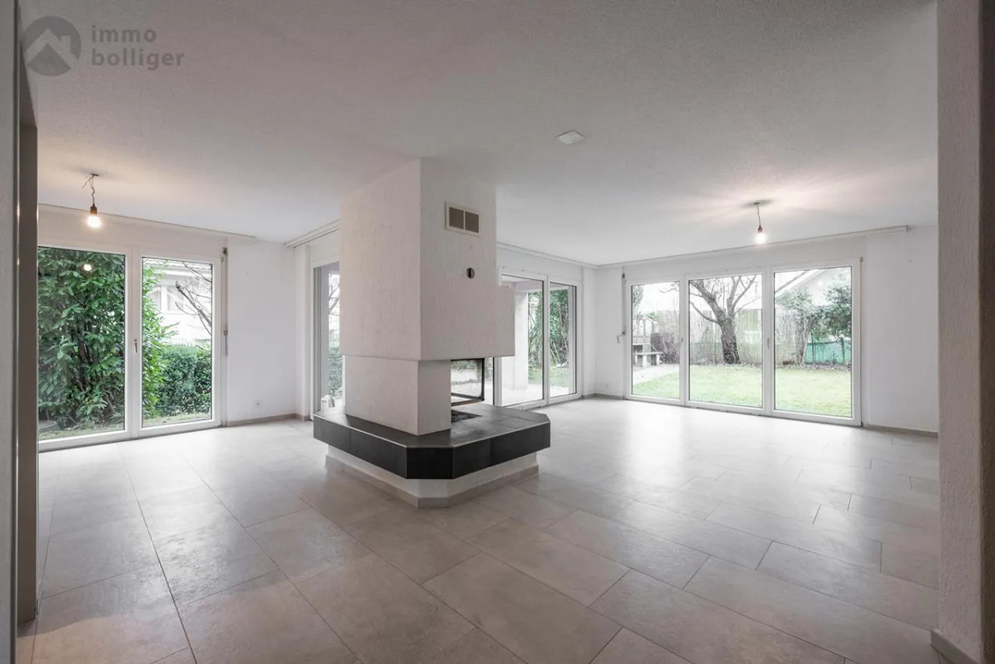 Familienfreundliches Doppelhaus - Foto 2 von 13