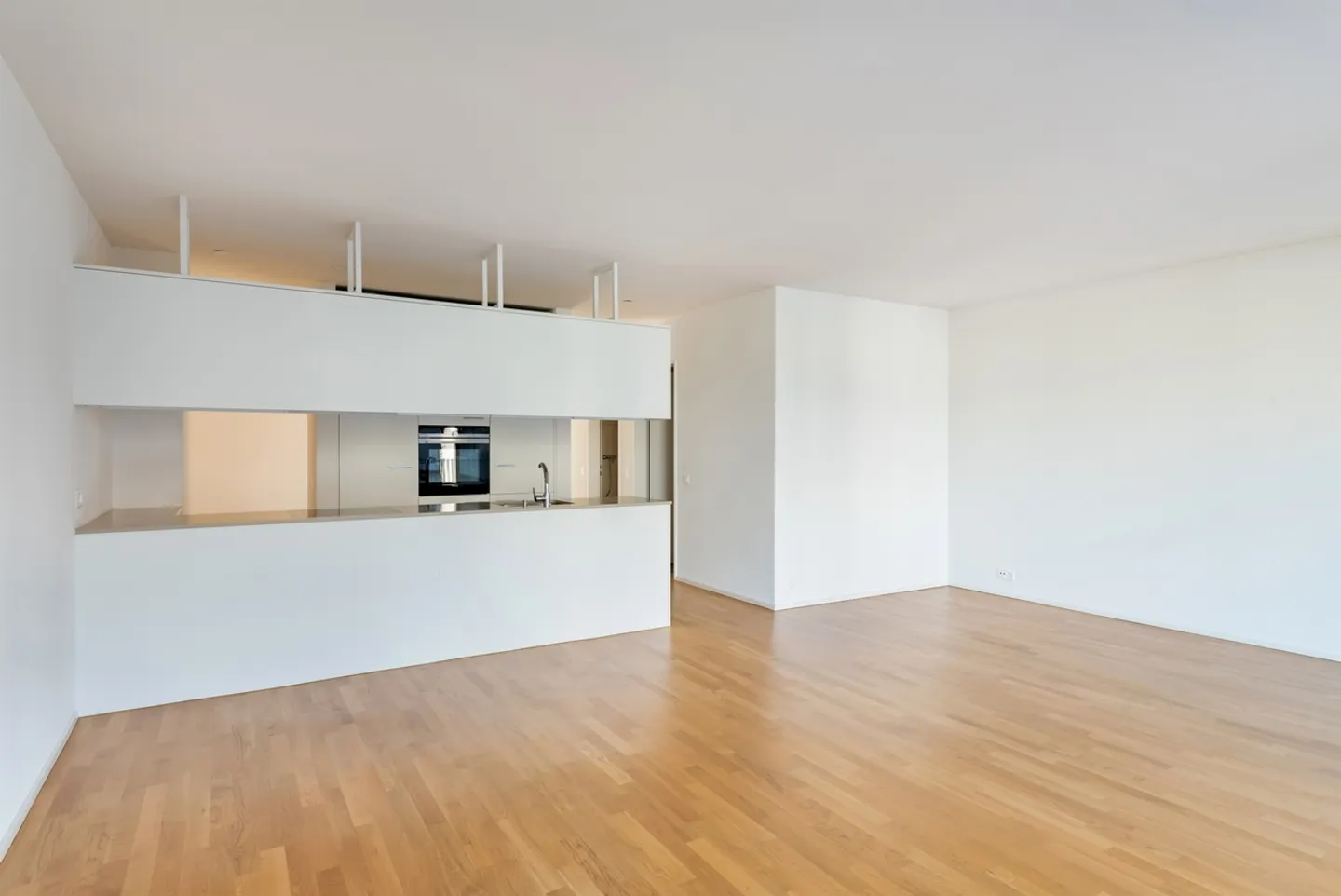 Moderne 2.5 Zimmer Wohnung - Foto 2 von 8