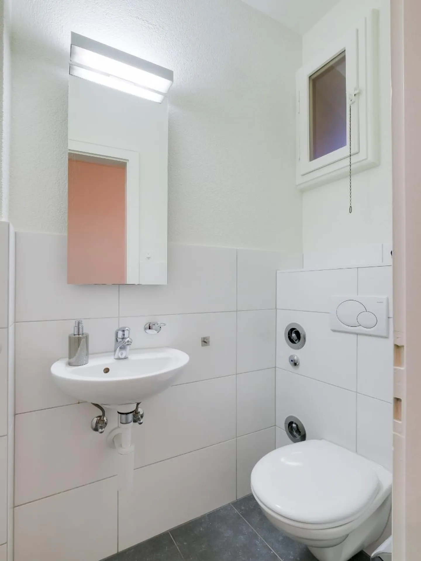 4-room apartment - Photo 8 of 8