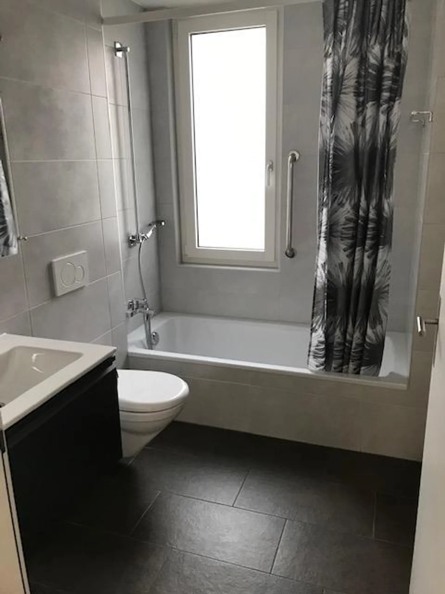 Beautiful 3.5 room apartment for rent - Photo 2 of 7