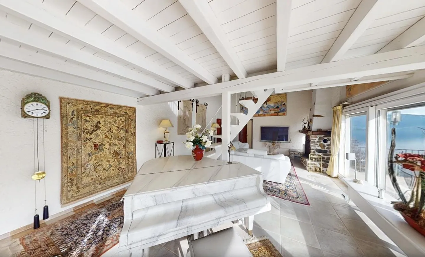Luxury Villa with Botanical Garden - Photo 11 of 30