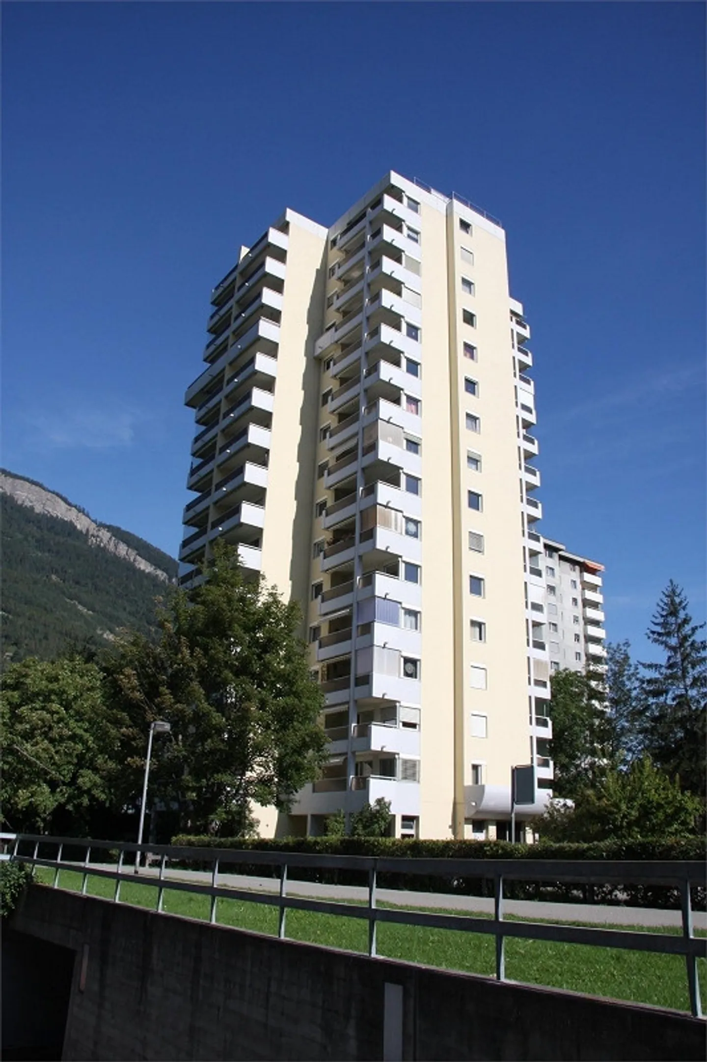 Belle appartement de 2 pièces avec vue - Photo 1 sur 8