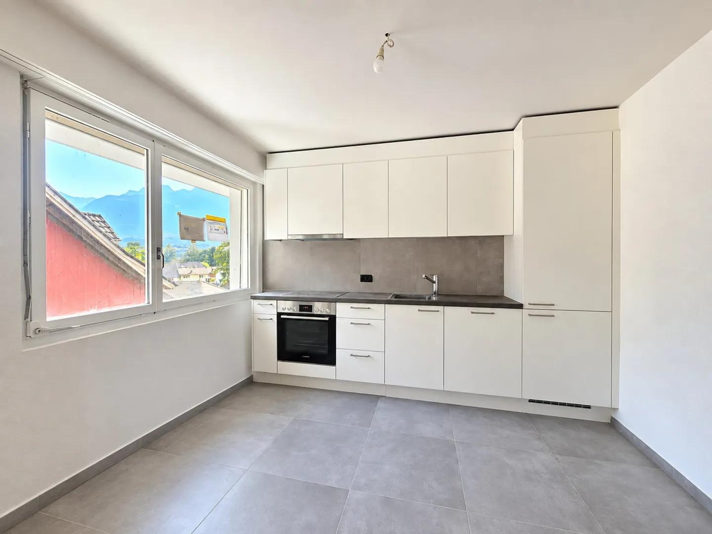 Helle 3-Zimmer-Wohnung in Bex - Foto 3 von 6