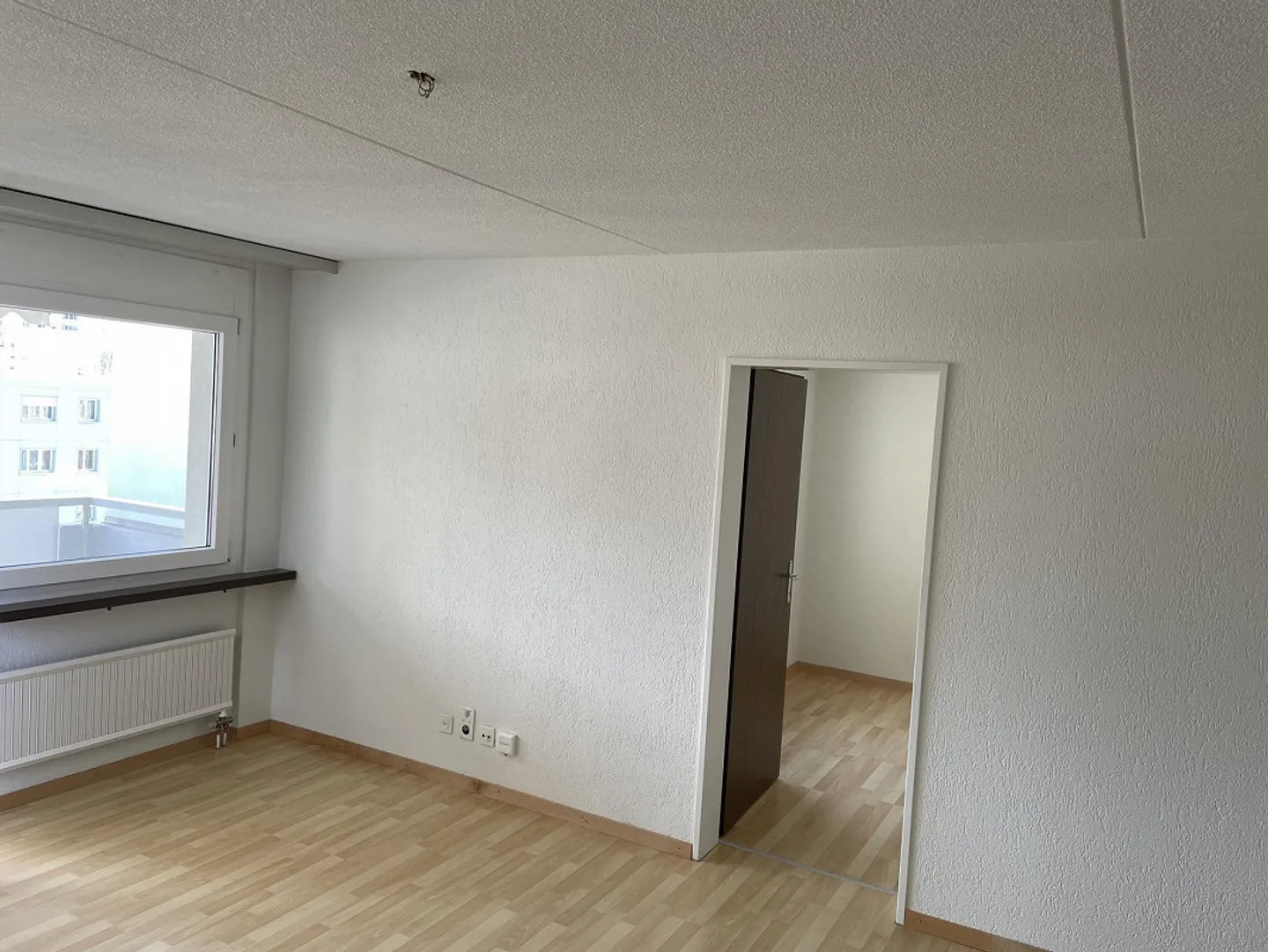 Belle appartement de 2 pièces avec vue - Photo 2 sur 8