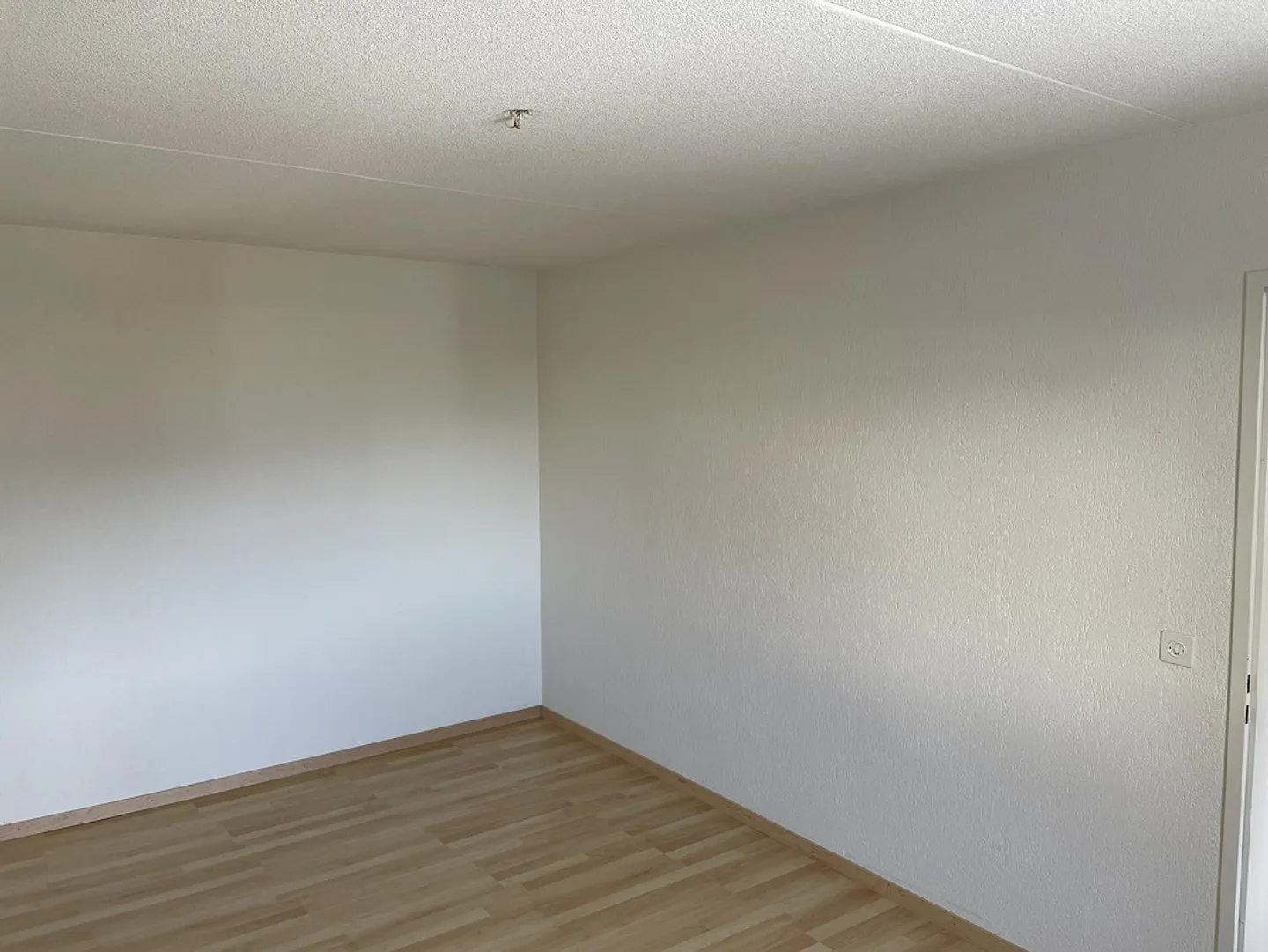 Belle appartement de 2 pièces avec vue - Photo 6 sur 8