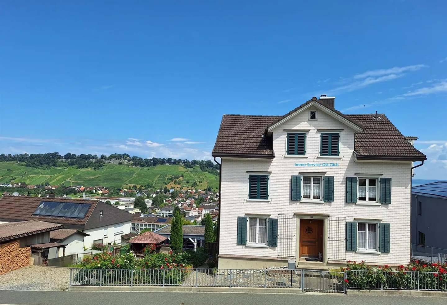 Charmantes Renovationsobjekt mit Weit- und Bodenseesicht - Foto 2 von 10