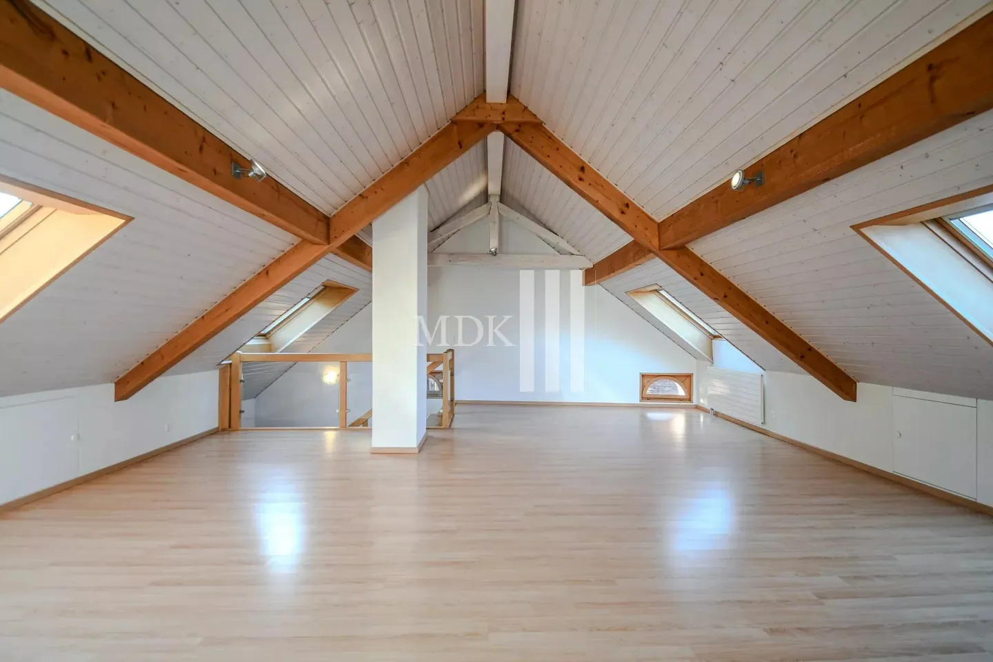 House for sale - Photo 4 of 31