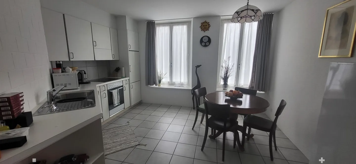 Charming 2.5-room apartment on the Lower Quai in Biel - Photo 6 of 21