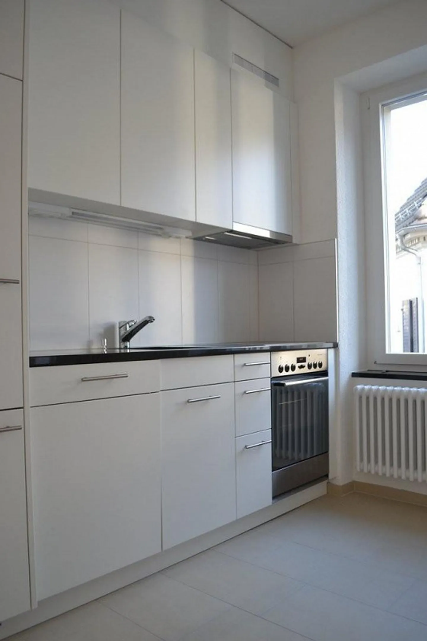 Appartement ancien rénové dans une maison Art Nouveau - Photo 3 sur 9