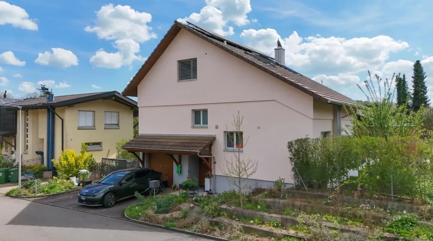 Maison moderne de 6,5 pièces dans une impasse à Erlinsbach AG - Photo 1 sur 25