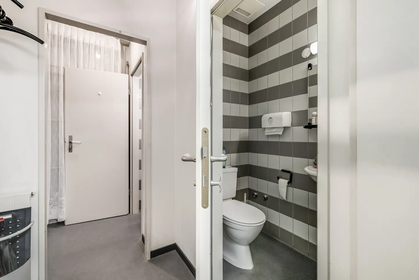 Versatile Practice Space in Basel - Photo 8 of 21