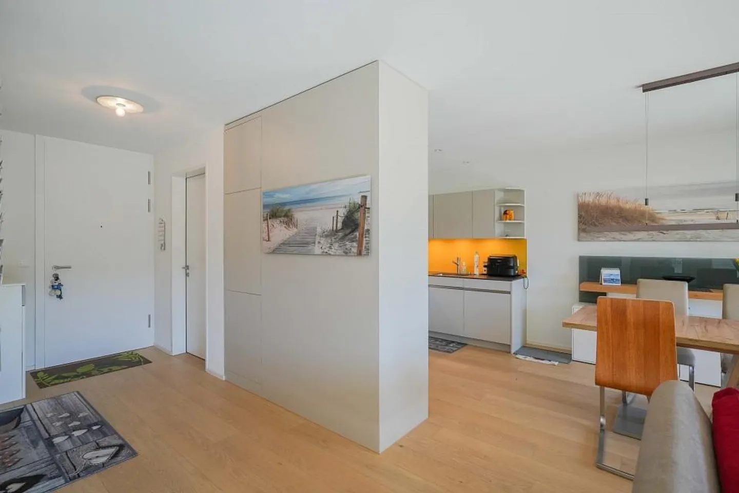 Contemporary Living Enjoyment - Great Location: 2.5 Room MINERGIE Apartment, ... - Photo 10 of 13