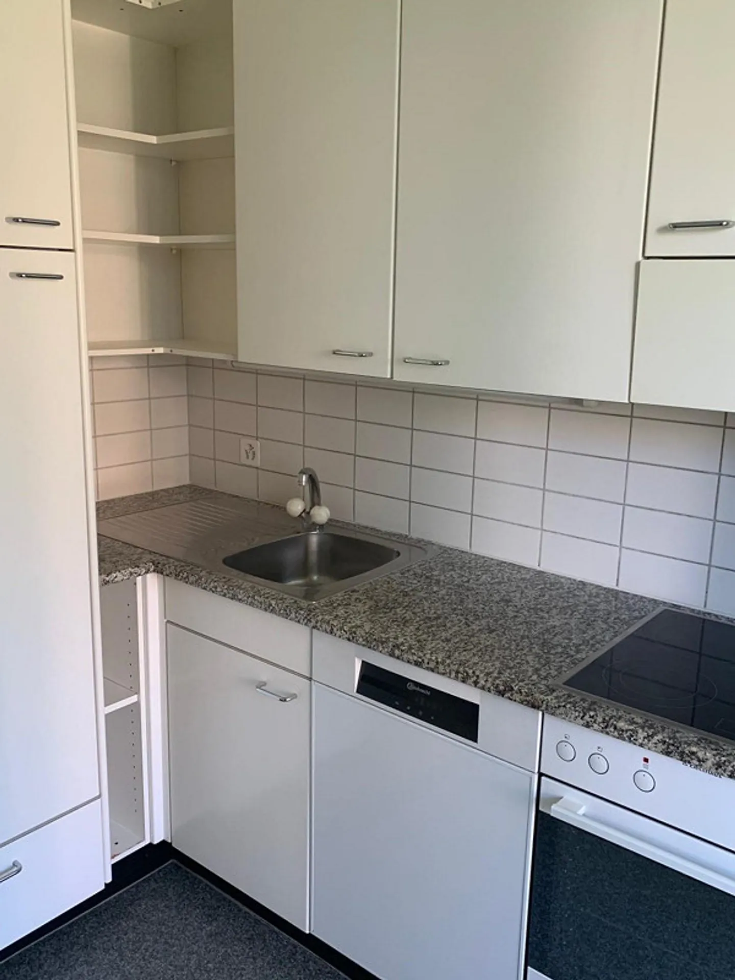 Appartamento 4 locali a Ittigen - Foto 1 di 8