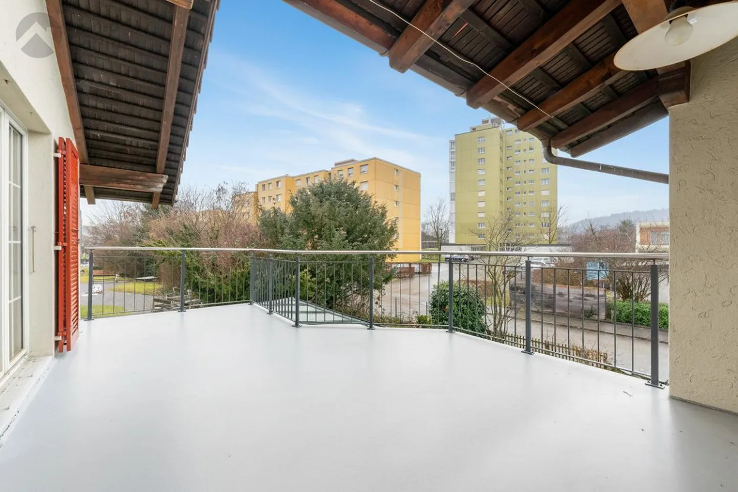 Doppia Felicità Abitativa: Casa Bifamiliare Vicino alla Stazione - Foto 10 di 13