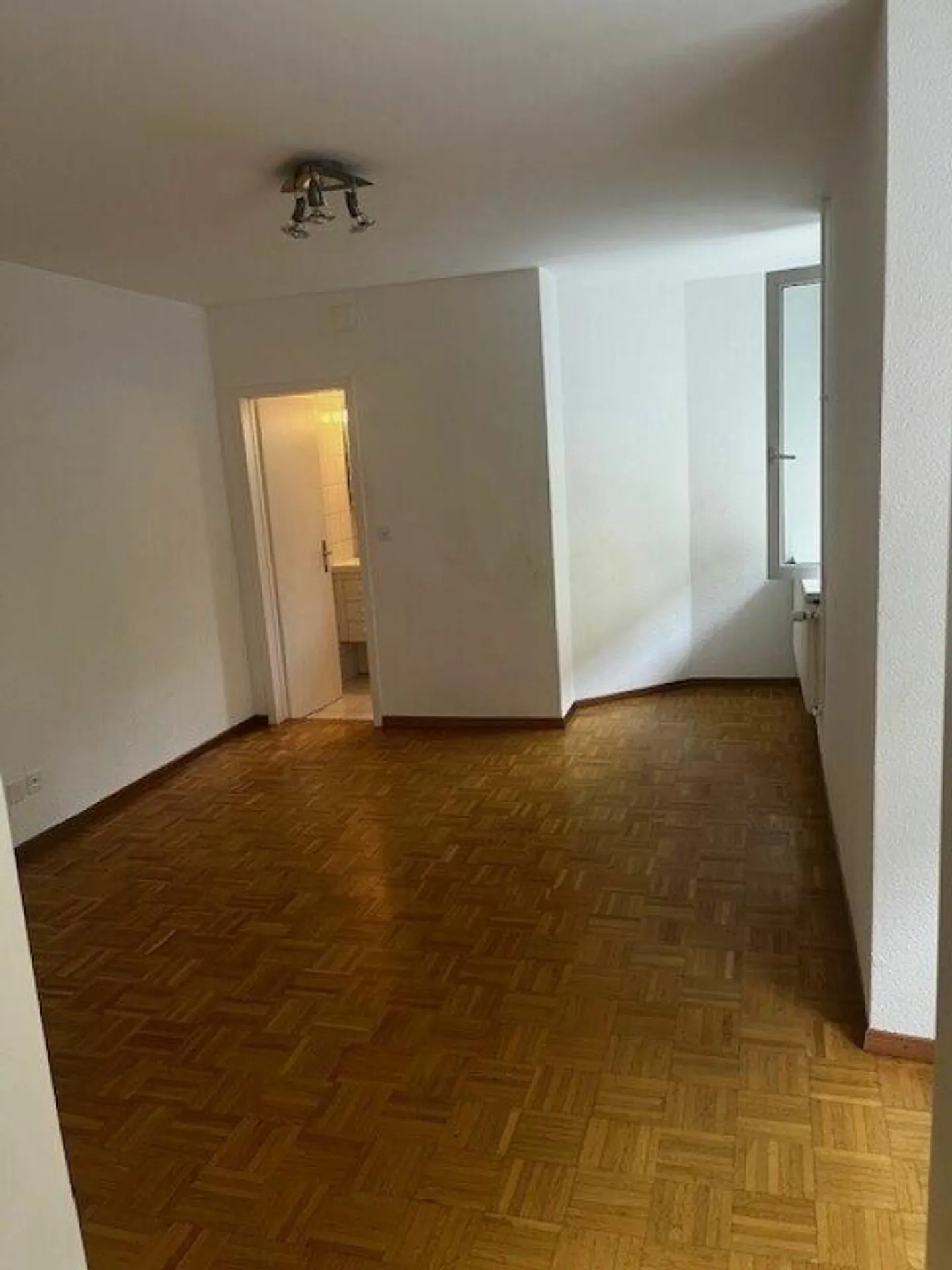 schöne 2.5 ZWHG - Foto 4 von 5