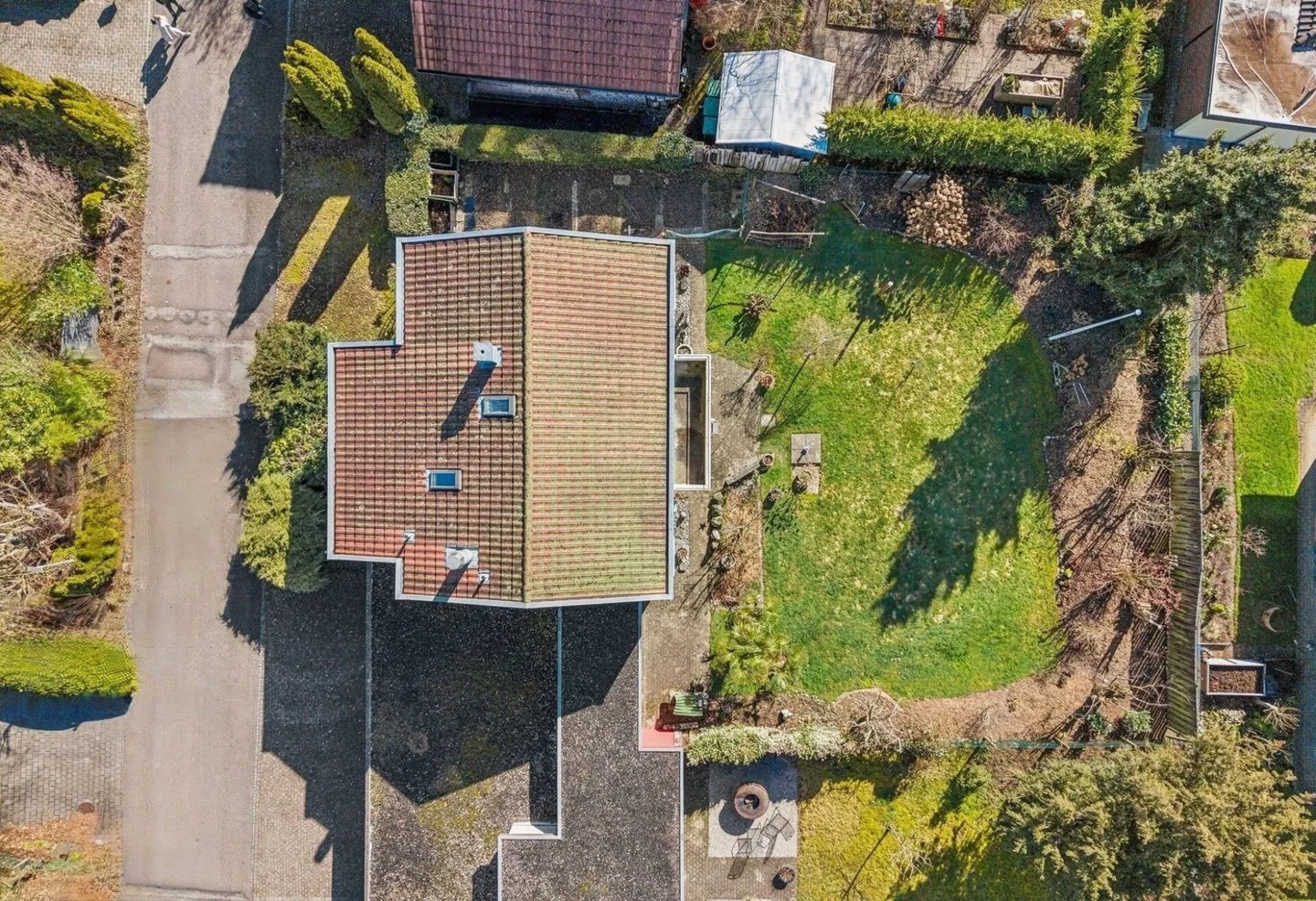 Modernes Einfamilienhaus - Foto 4 von 25