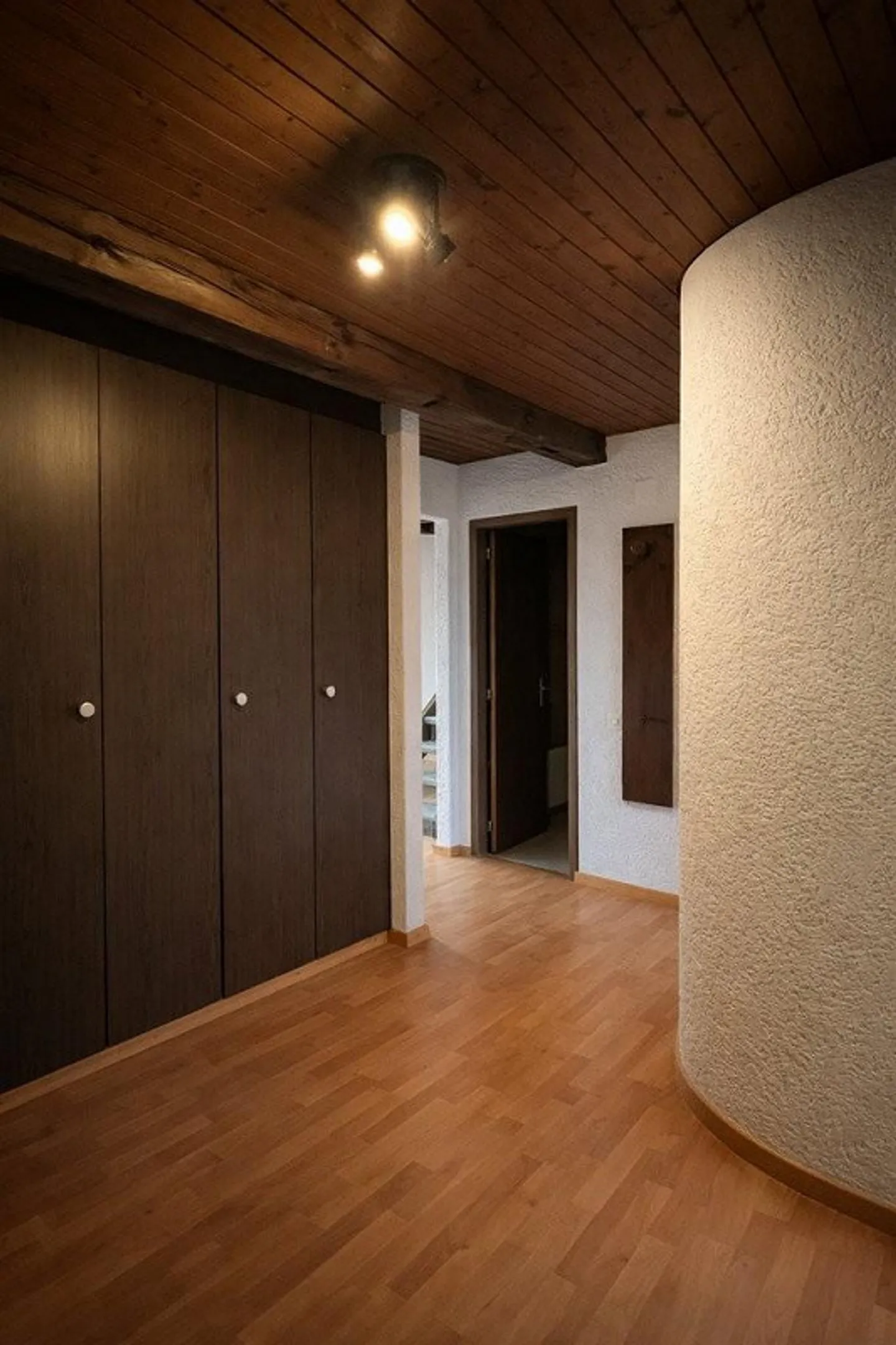 Charmante appartement 3 pièces dans un emplacement central à Berne - Photo 2 sur 7