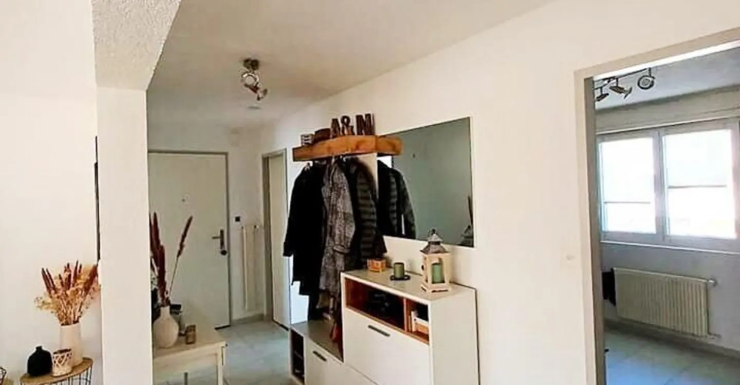 In Courtételle gelegene 3,5-Zimmer-Wohnung im 4. Stock zu vermieten - Foto 4 von 10