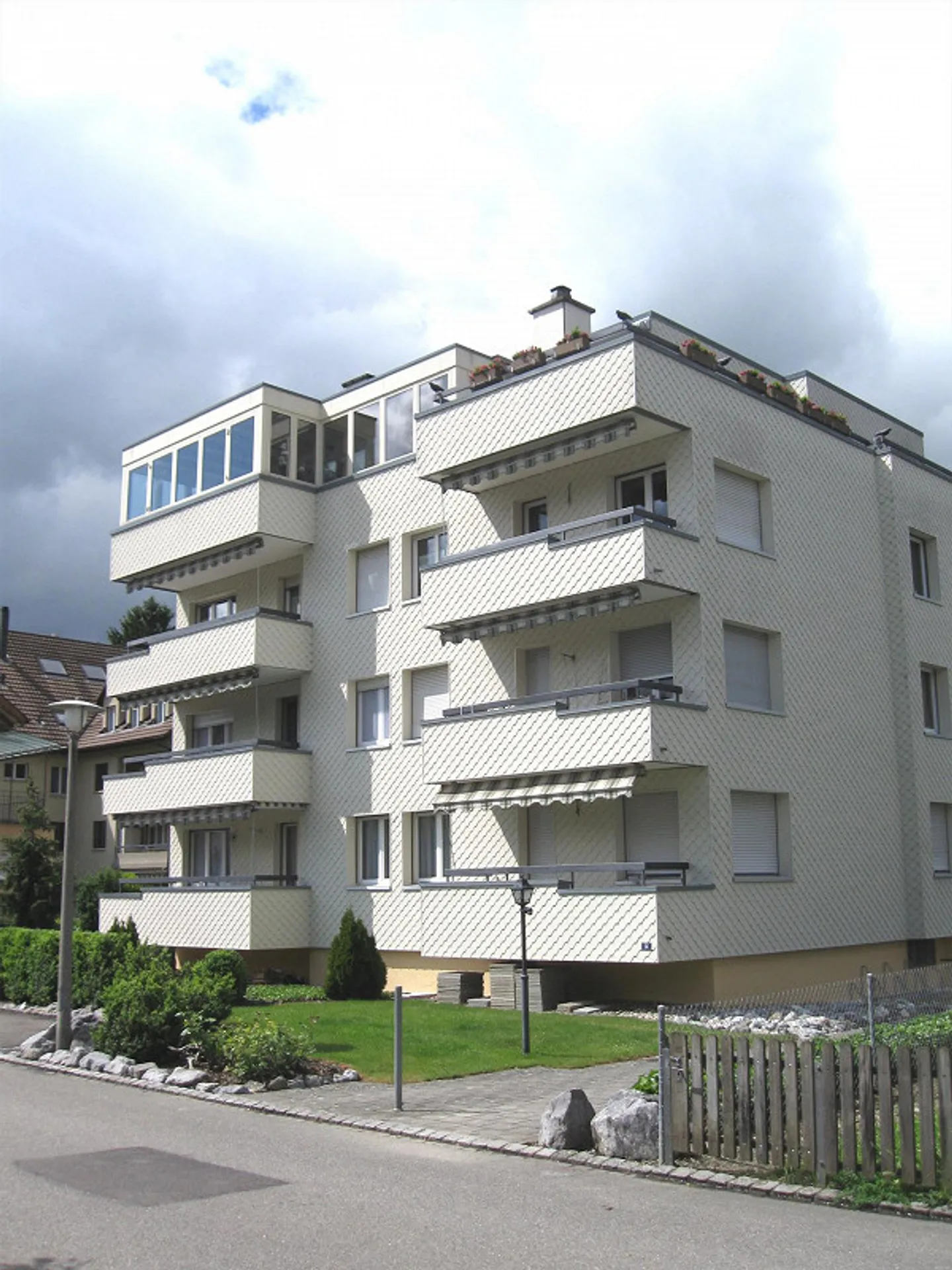 Sunny, quiet 1.5-room apartment - Photo 5 of 6