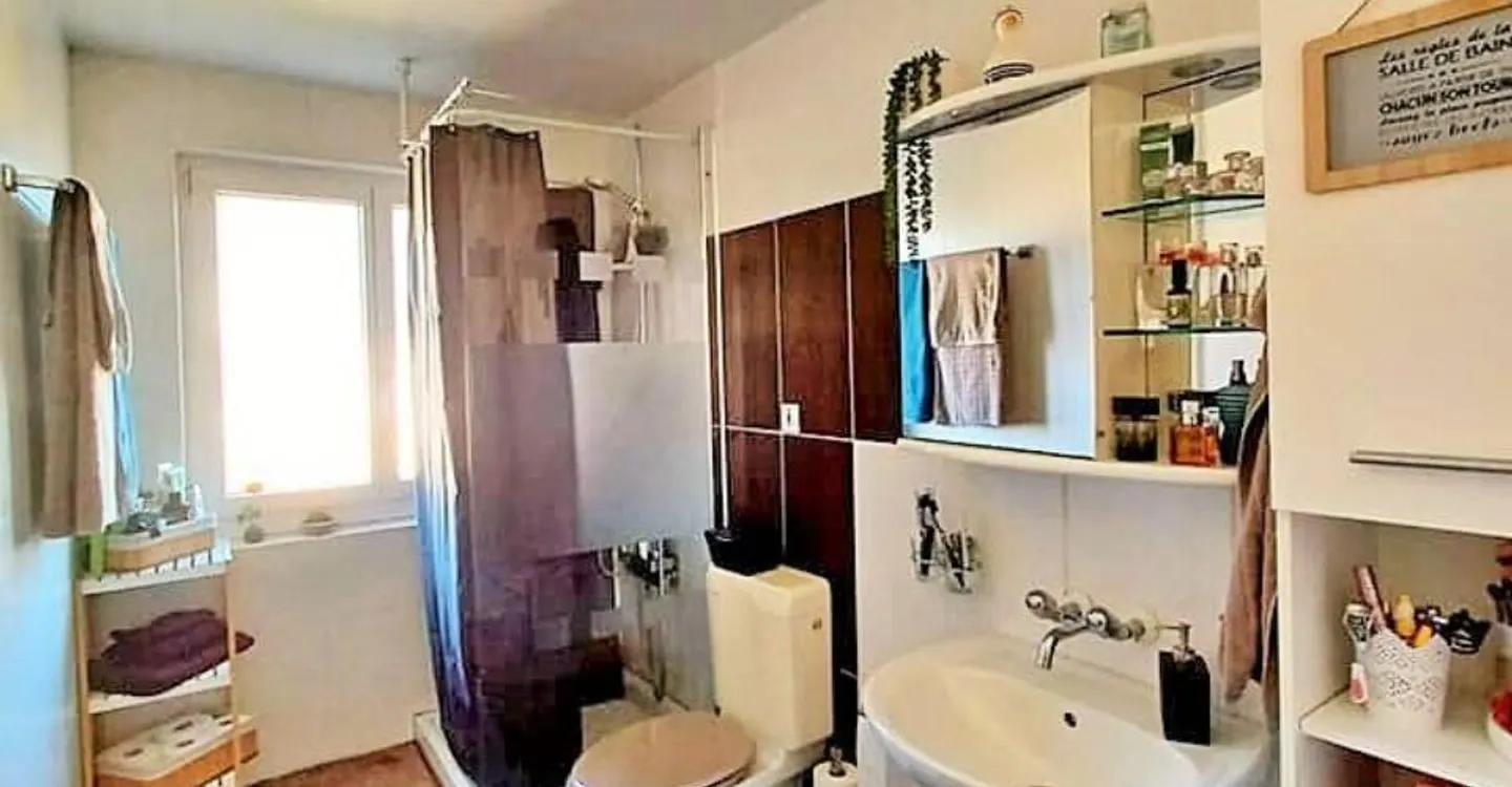 In Courtételle gelegene 3,5-Zimmer-Wohnung im 4. Stock zu vermieten - Foto 10 von 10